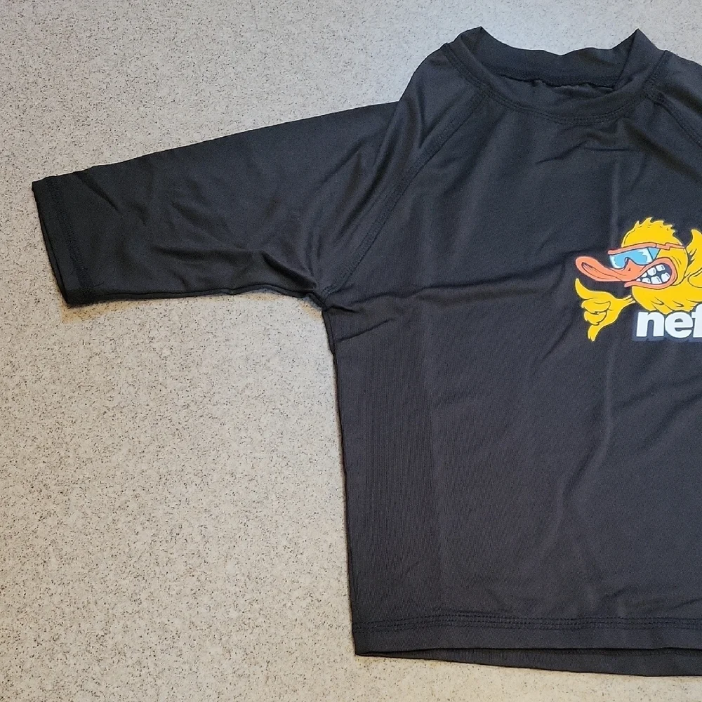 Neff Fired Up Duck Black Rashguard UPF 50 Size 8 New With Tags